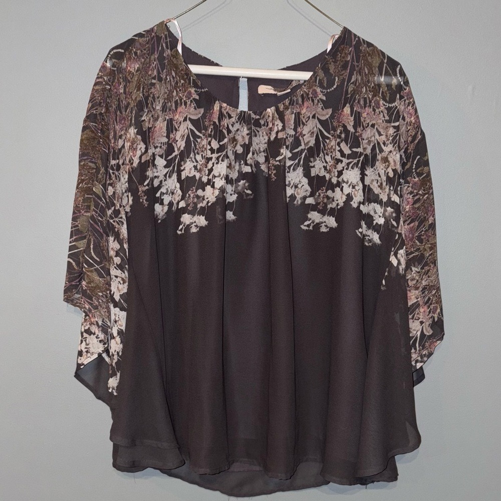 Forever 21 Gray Chiffon Sheer Blouse Pink Floral Tank Shawl Size M Flowy Loose